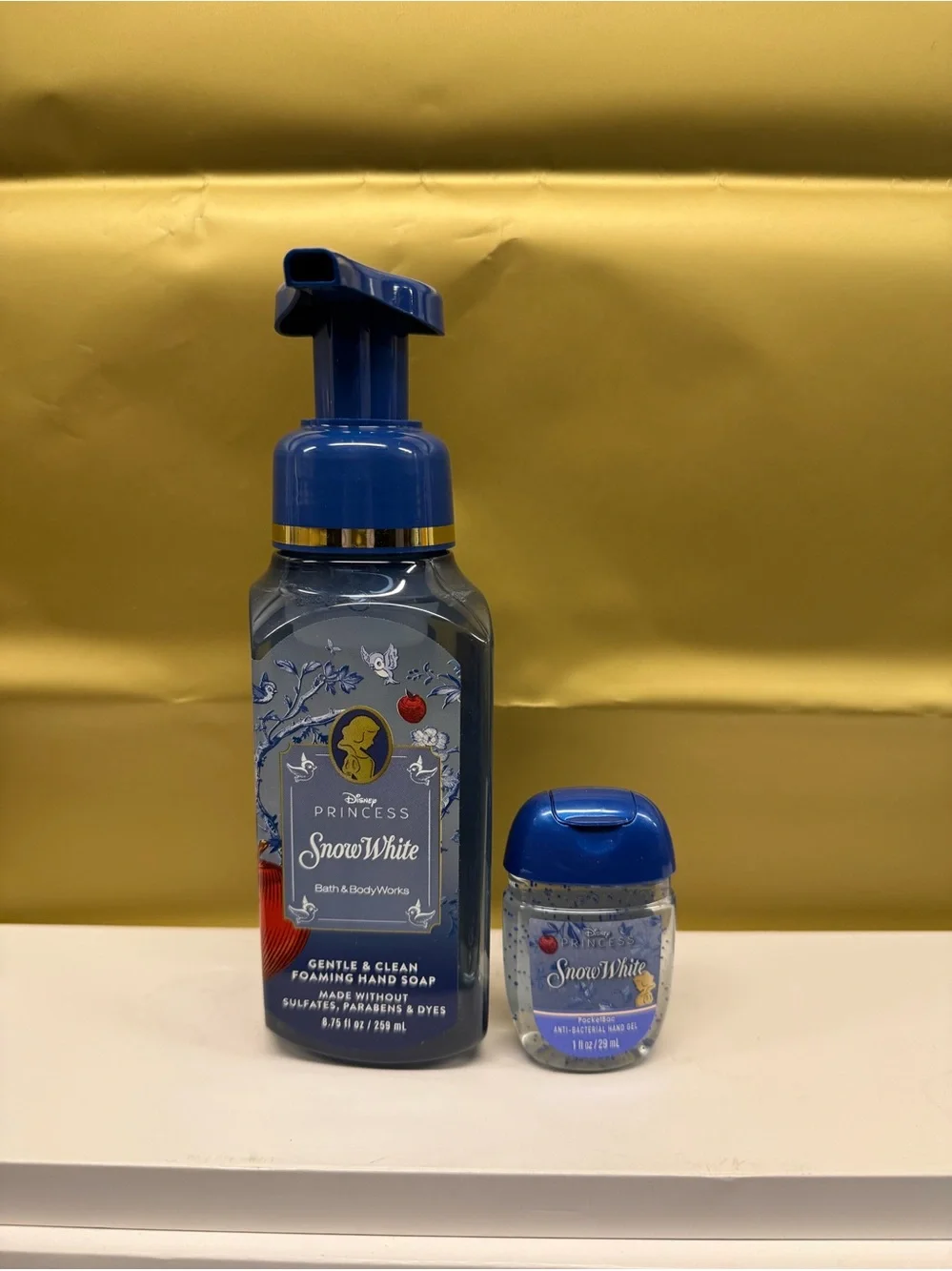 Bath and Body Works princess Snow White bundle of hand soap and pocketbac
